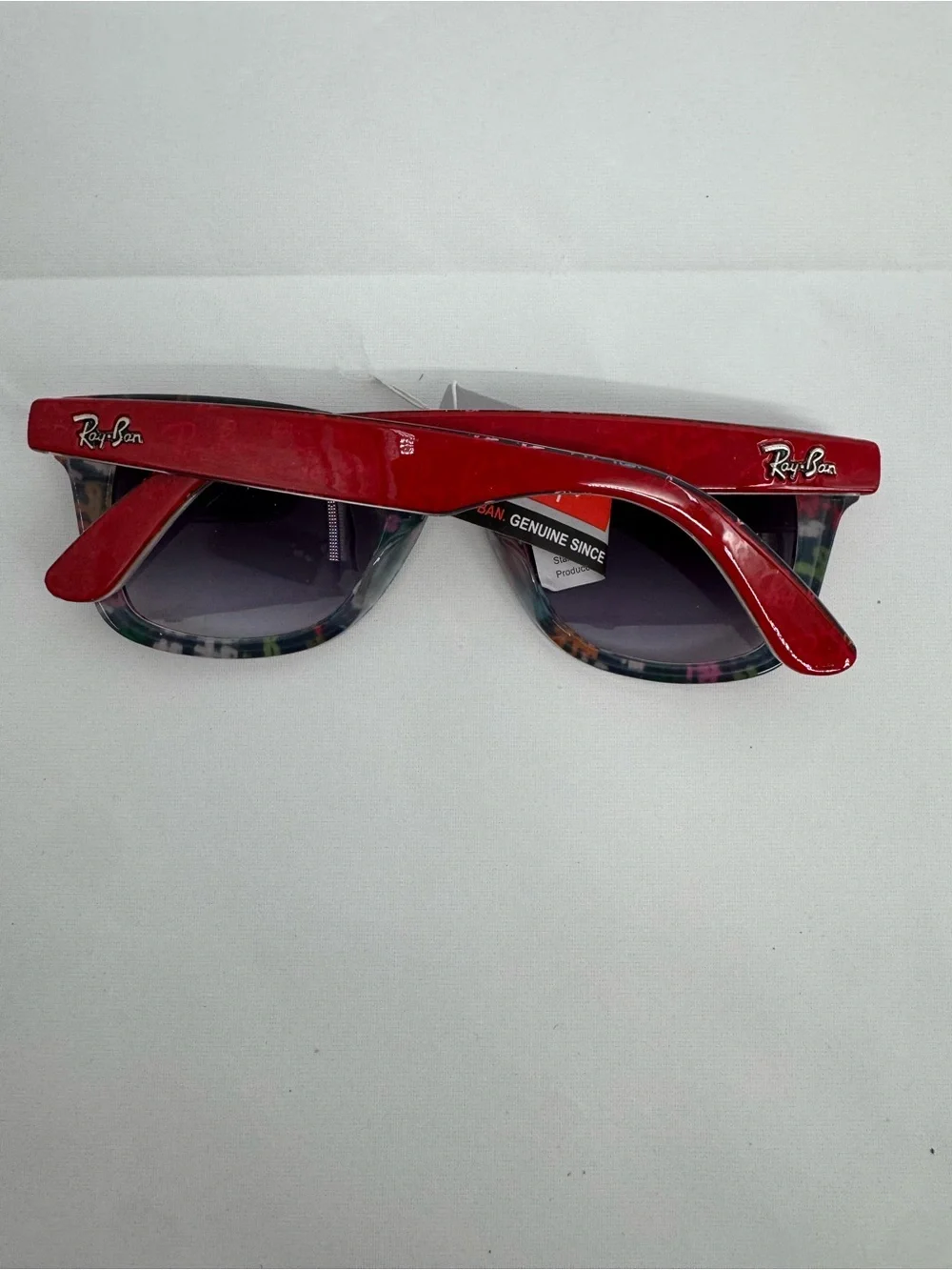 New Ray-Ban Sunglasses Red Inside Floral RB2140